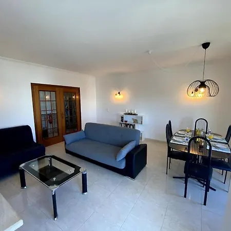 Mimosas Apartament *